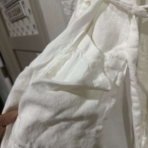 White Linen Robe - Picture 3 of 5